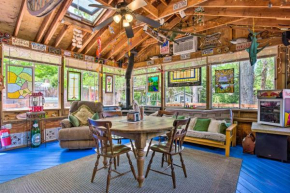 Charming Hampton Bays Home 5 Mi to Coopers Beach